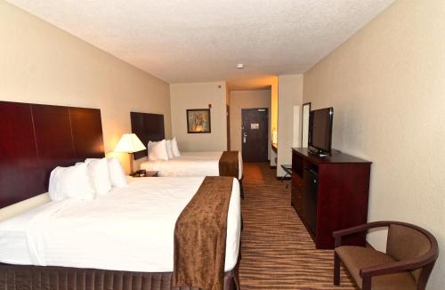 Cobblestone Inn & Suites - Clarion