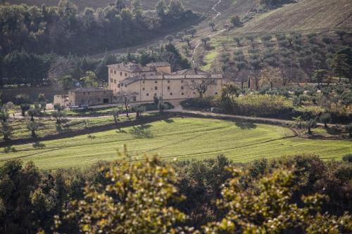 Borgo Colognola - Dimora Storica