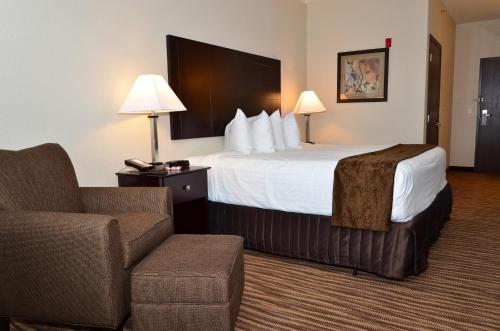 Cobblestone Inn & Suites - Clarion