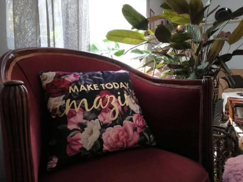  Cozy turnkey home for two in 15342 Athen