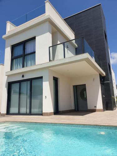  Villa La Perla del Mar in San Miguel de Salinas