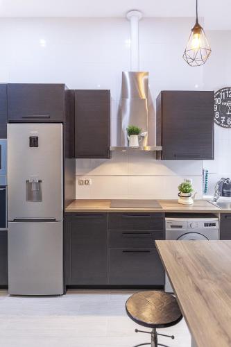 Minimalismo de Vanguardia con altas calidades 1 BR, Sevilla (Foto 6)