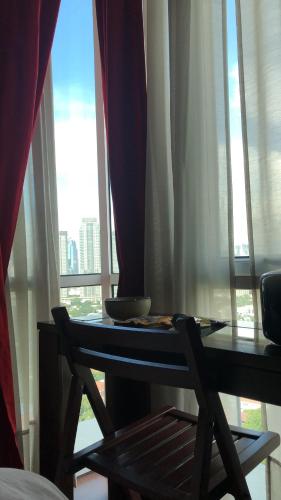 SAN LORENZO PLACE 2BR 29-E by LARICO, Manila (fotografie 9)