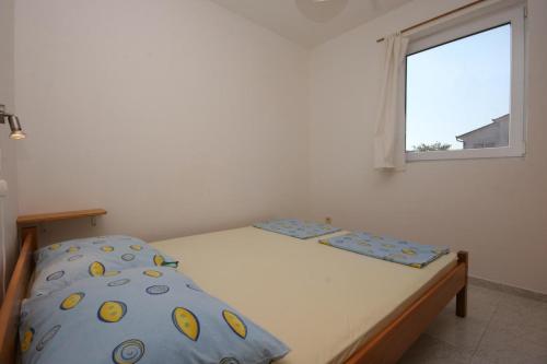 Apartments with a parking space Mandre Pag - 6405 - image 5