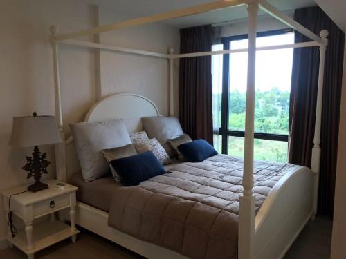 Luxury and Riverfront Condo @MRT Saima Station Luxury and Riverfront Condo @MRT Saima Station