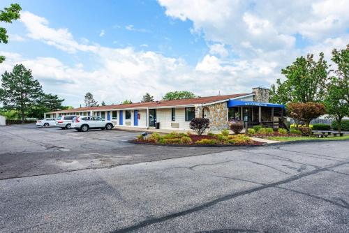 Motel 6-Mansfield, OH