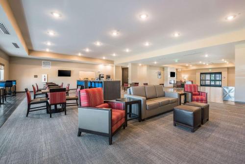 Comfort Suites Marysville Columbus - Northwest in Marysville, USA