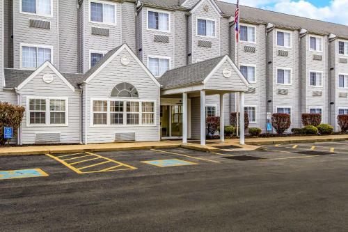 Quality Inn & Suites North Lima - Boardman