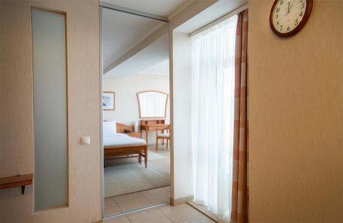 Gabriel Hotel - image 6