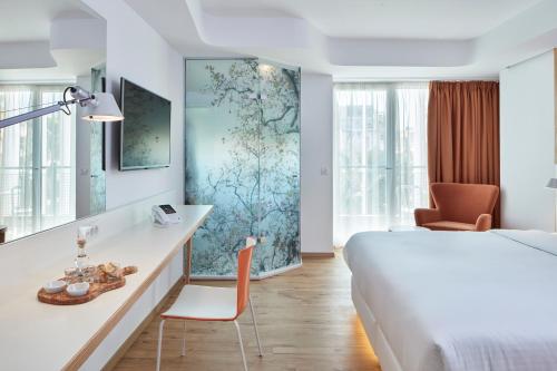Olive Green Hotel - image 2