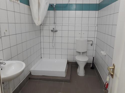  Visit Szálló Budapest in Budapest