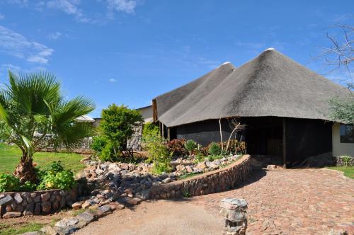 Entree, Etotongwe Lodge in Outjo