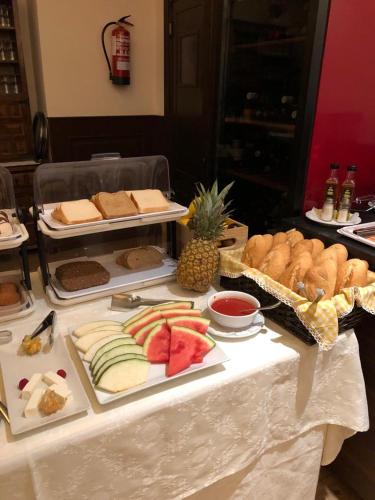 Hotel Los Cigarrales - image 11