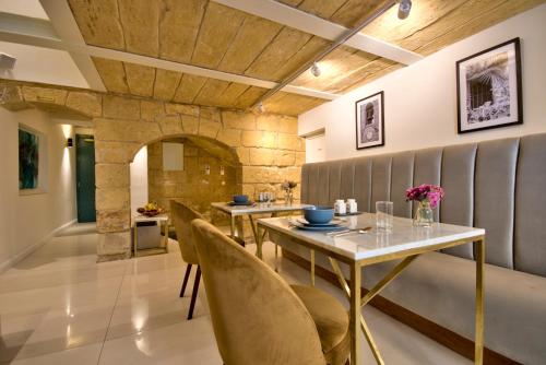 Ételek és italok, 23 Boutique Hotel in Il-Gzira