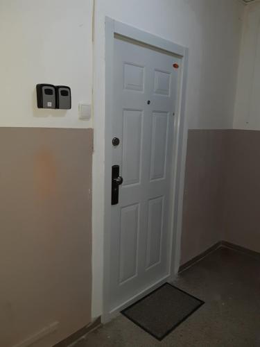 WHITE APARTMENT, Kraskova 2, BRATISLAVA, Bratislava (fotografie 8)