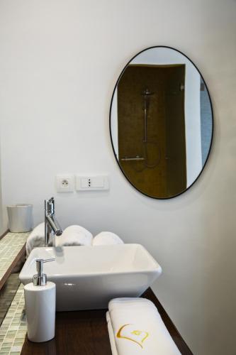 221937444 Suite Azur Hotel