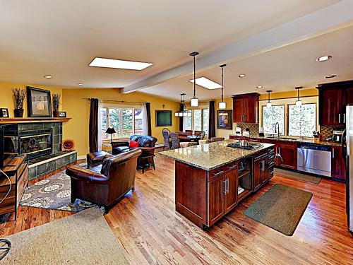 North Pine Holiday Home 107 - image 4
