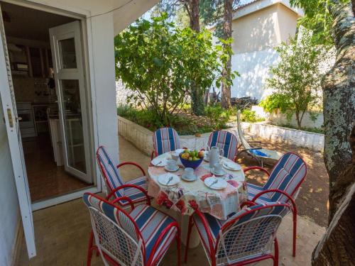 Vaho Holiday Home - image 8