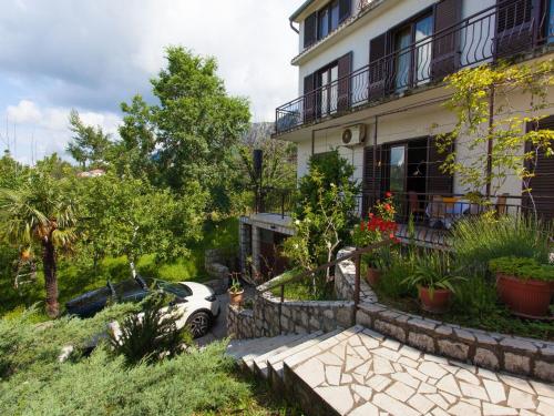 Apartment KIRICA