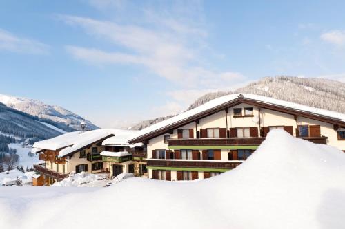 Hotel Alpenkrone - main image