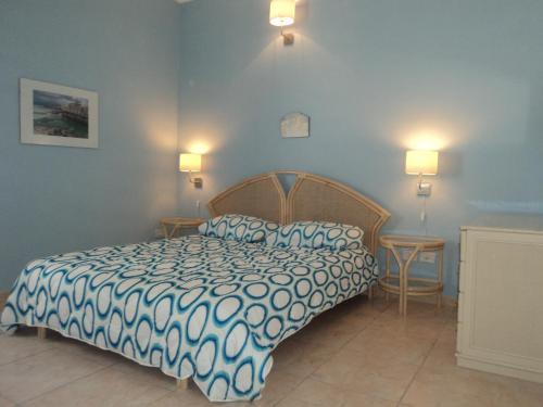 1 queen bed
