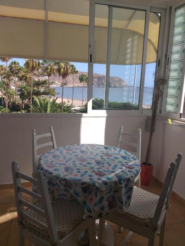  Casa Peter Los Cristianos centro a 20 metros del mar in 38650 Los Cristianos