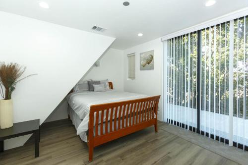 2Nd Story Masterpiece In Venice Beach Home in Los Angeles, USA