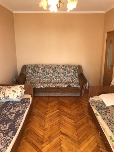 Квартира 4