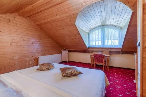 Hotel Zlatý Orel - image 5