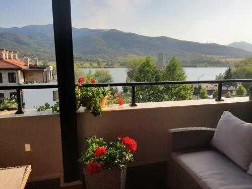 Studio -Apartament Pravets Spa Resort with beautiful lake view - Apartment - Pravets