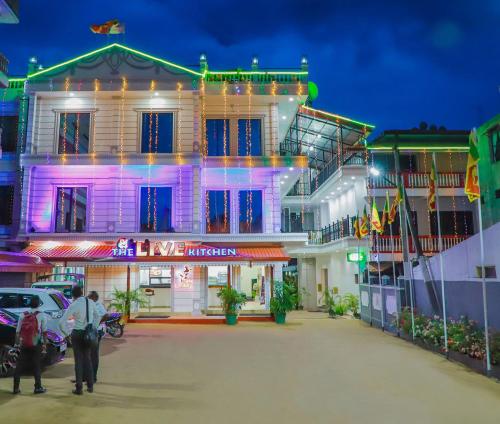 Centauria City Hotel - 숙소 외관
