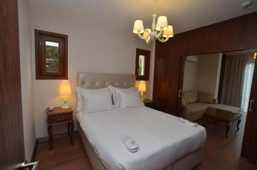 Motali Life Hotel - image 10
