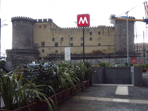  Fira's home in Neapel