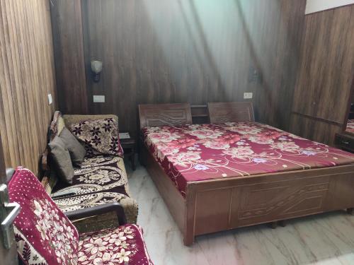 Hotel Golden Woods - image 3