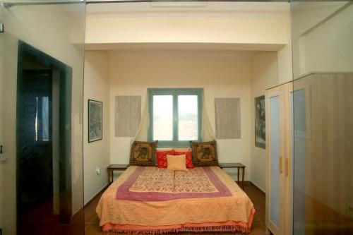  Lovely house in a central spot in Kassandria