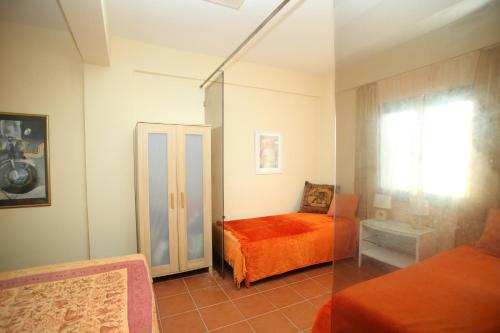  Lovely house in a central spot in Kassandria