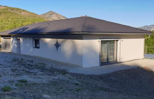 villa petite vigne gîte à louer La Curnerie