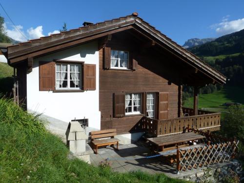 Ferienhaus Stutz links, Pension in Küblis