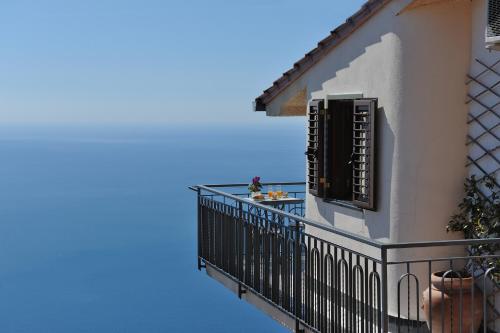 Double Room with Balcony and Sea View