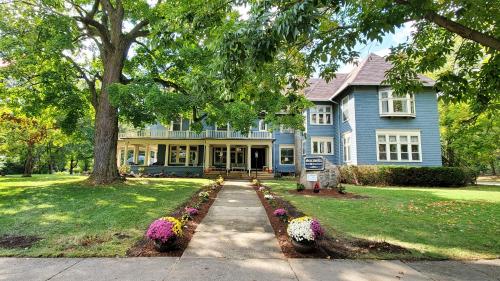 Saravilla Bed & Breakfast in Alma, USA
