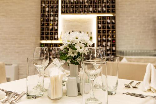 Perelik Hotel - image 7