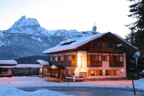  Piccolo Pocol, Pension in Cortina d'Ampezzo