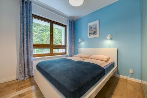 1 queen bed, 1 sofa bed