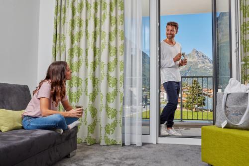 Deluxe Double or Twin Room with Mountain View