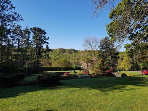 222214206 Great Trethew Manor Hotel & Self Catering Lodges