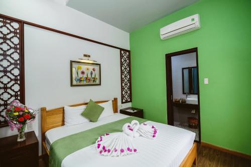 Deluxe Double Room image 10
