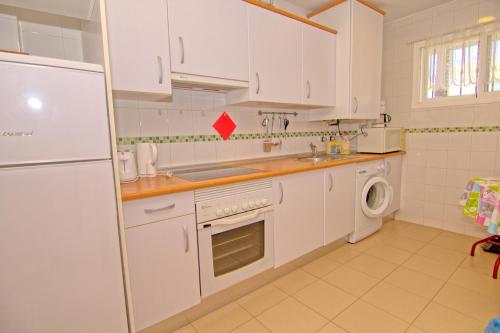 Isla Soleada Apt - image 2