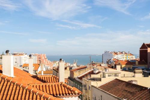  Tram 28 - Awesome Tagus River View by Innkeeper, Ferienwohnung in Lissabon