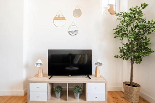  Tram 28 - Awesome Tagus River View by Innkeeper in Lissabon