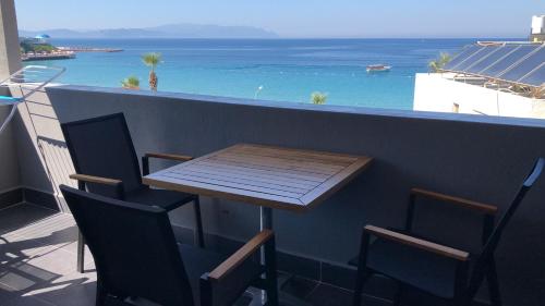  Öztaş Suits Apt 8 Ladies Beach, Ferienwohnung in Kuşadası